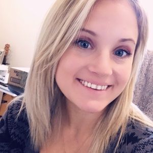 Meet your Posher, Nina